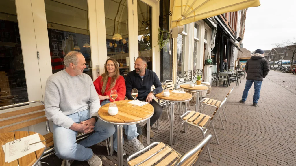 Café Lola Leiden